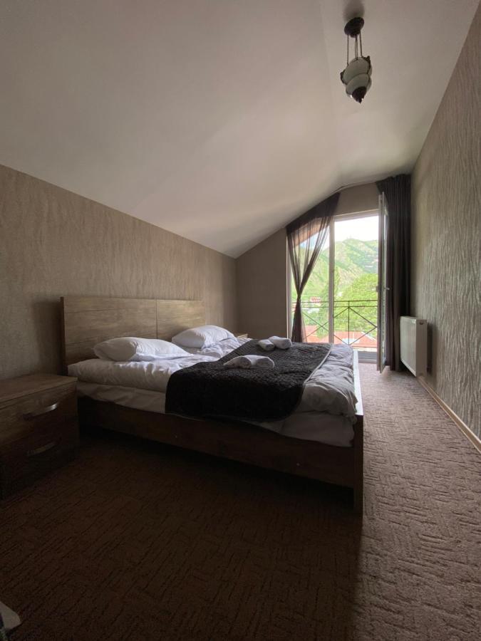 Uptown Boutique Kazbegi Otel Dış mekan fotoğraf
