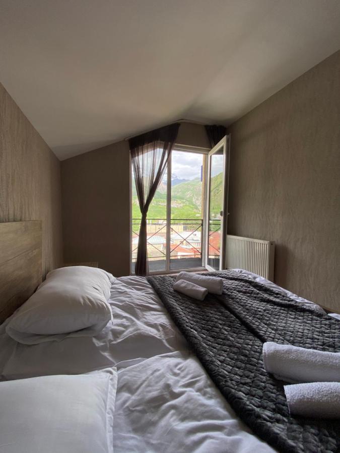 Uptown Boutique Kazbegi Otel Dış mekan fotoğraf