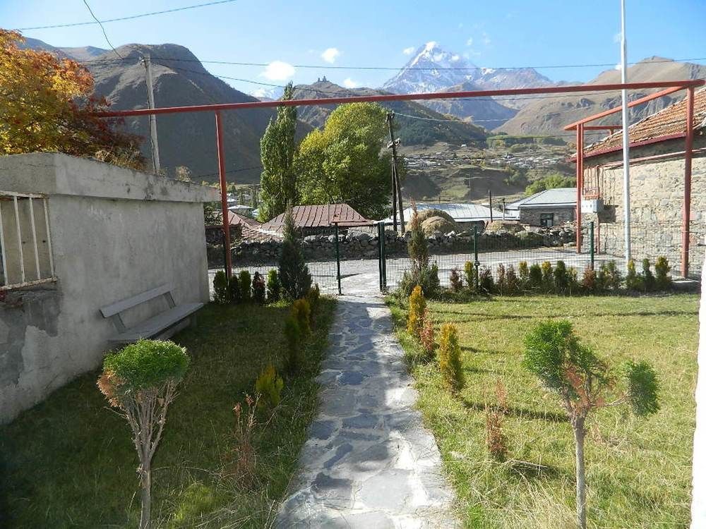 Uptown Boutique Kazbegi Otel Dış mekan fotoğraf