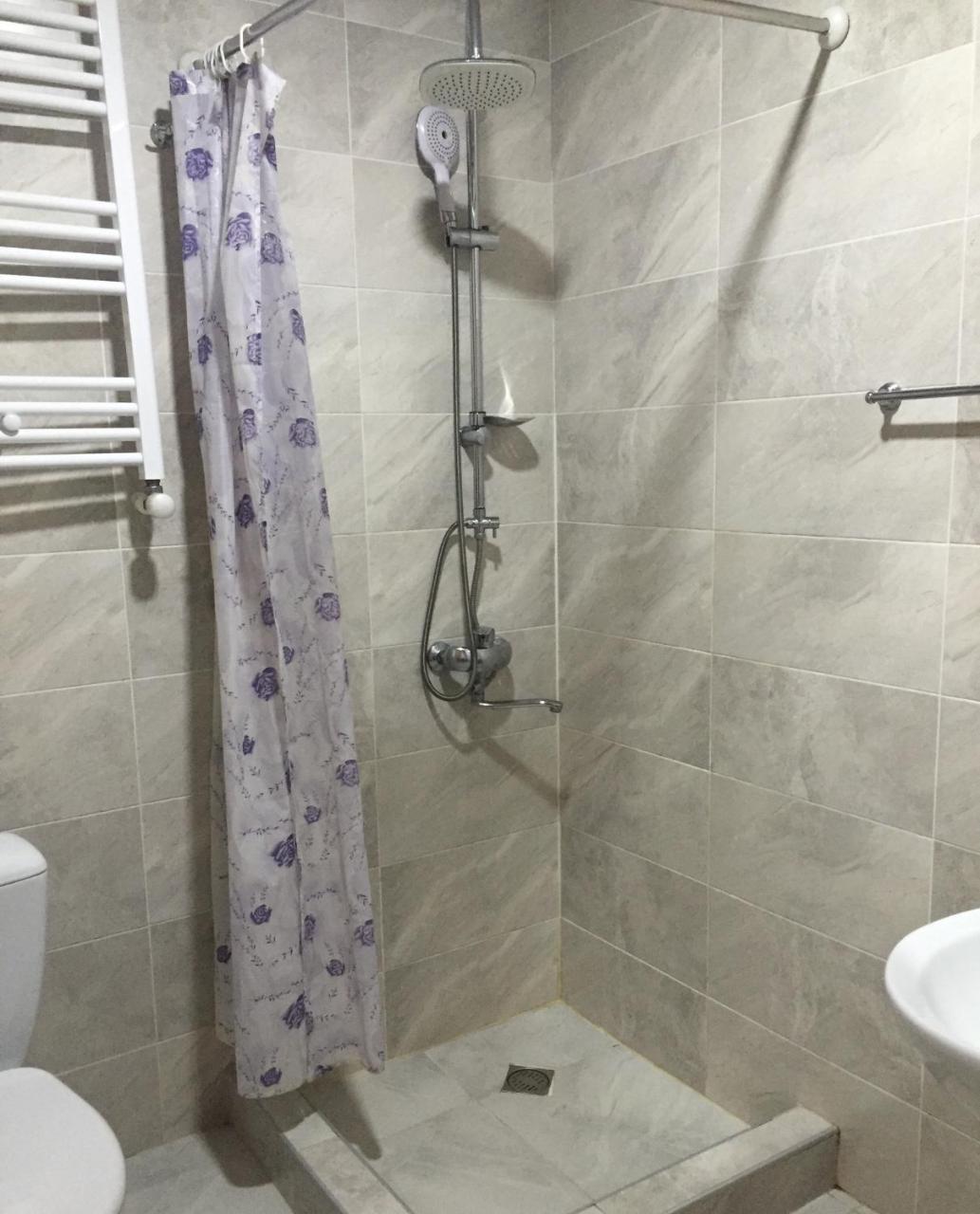 Uptown Boutique Kazbegi Otel Dış mekan fotoğraf