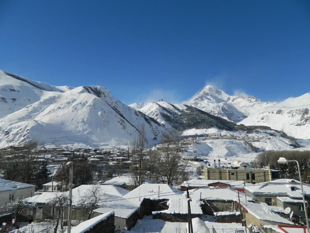 Uptown Boutique Kazbegi Otel Dış mekan fotoğraf